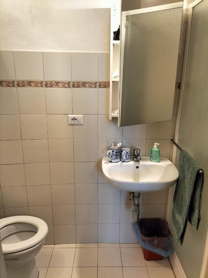 Azzi B&B Comfortably, In The Quietness Of The Perugia Historical Centre Екстер'єр фото