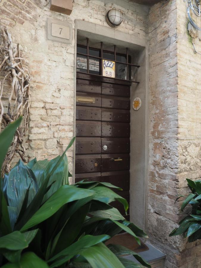 Azzi B&B Comfortably, In The Quietness Of The Perugia Historical Centre Екстер'єр фото