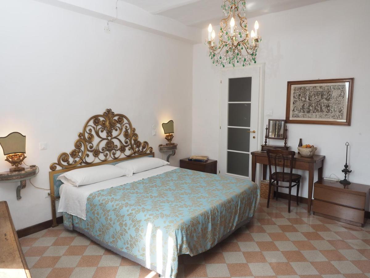 Azzi B&B Comfortably, In The Quietness Of The Perugia Historical Centre Екстер'єр фото